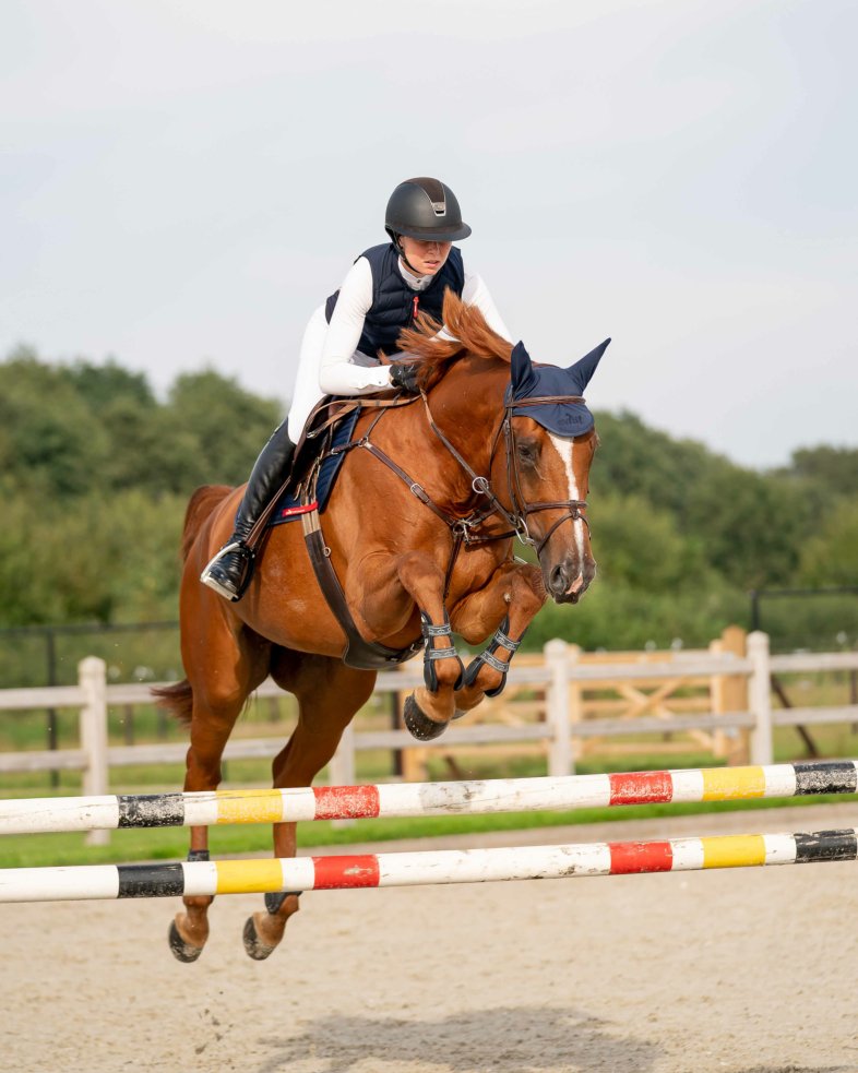 eaSt R2 Performance Jumping - white